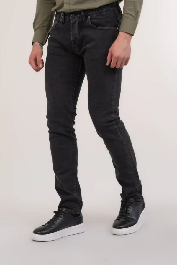 شلوارجین slim B2